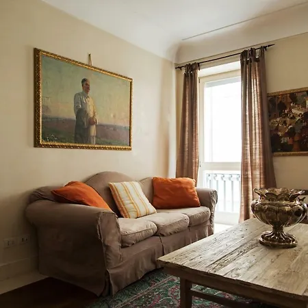 Beautiful Apartment- Duomo District 아파트