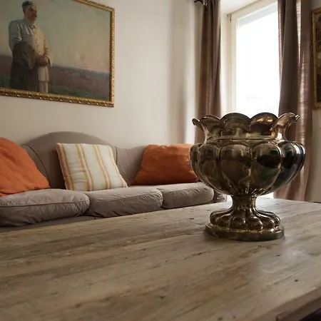 Beautiful Apartment- Duomo District 아파트